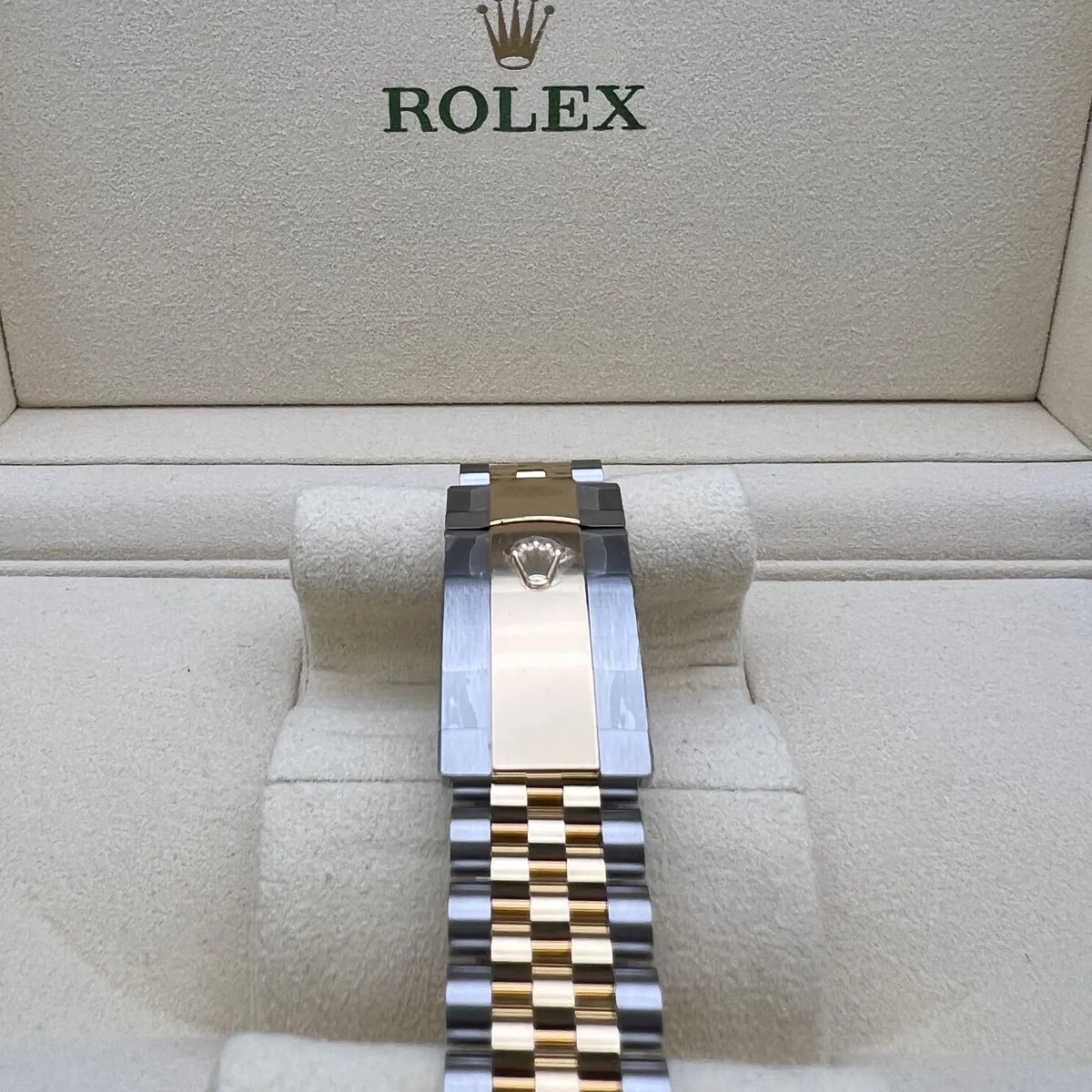 Rolex Datejust 41mm 126303 Black Index Jubilee 41mm Steel and Yellow Gold Mens Watch - Image 8
