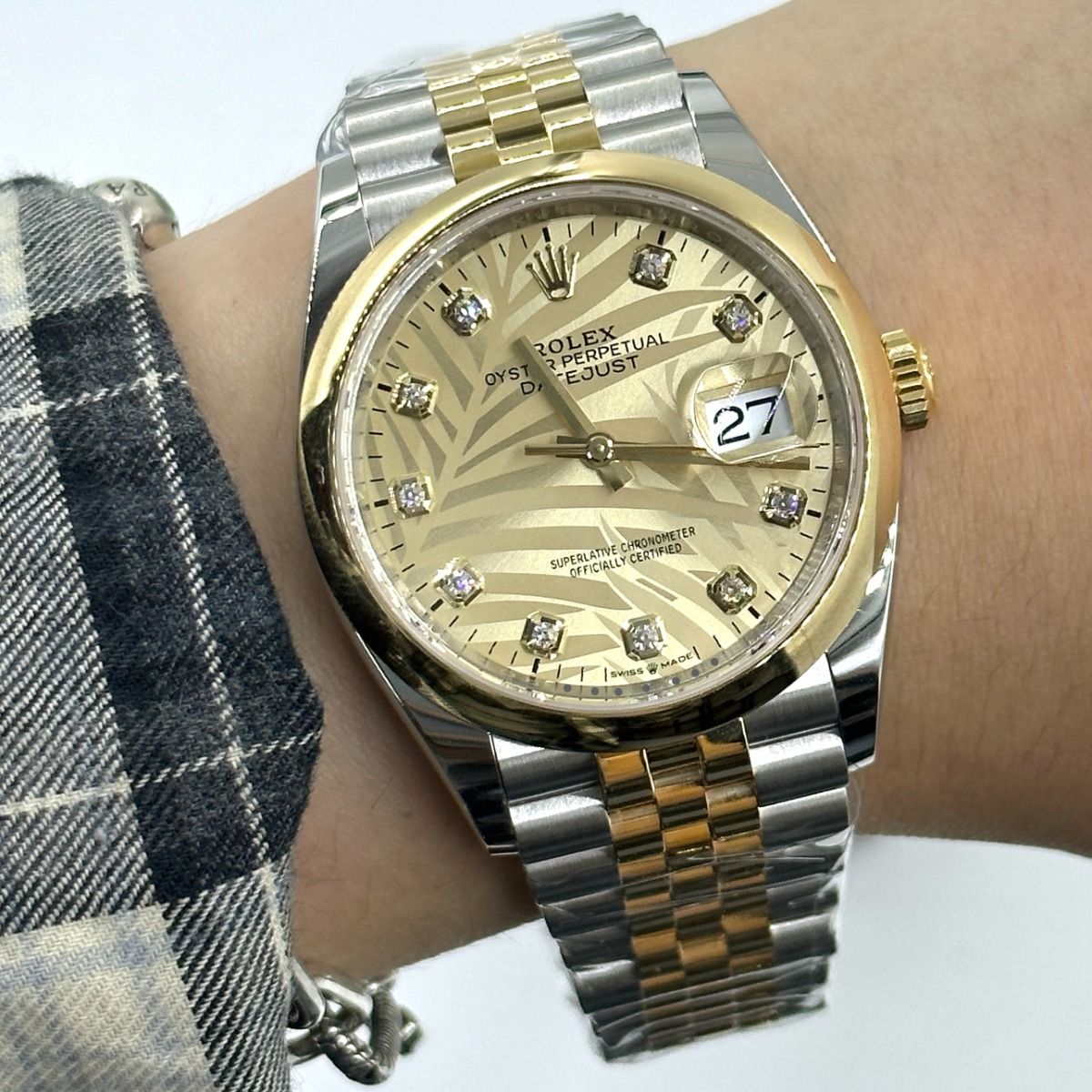 Rolex Datejust 36mm 126203 Golden Fluted Dial Domed Bezel Oyster Bracelet - Image 13