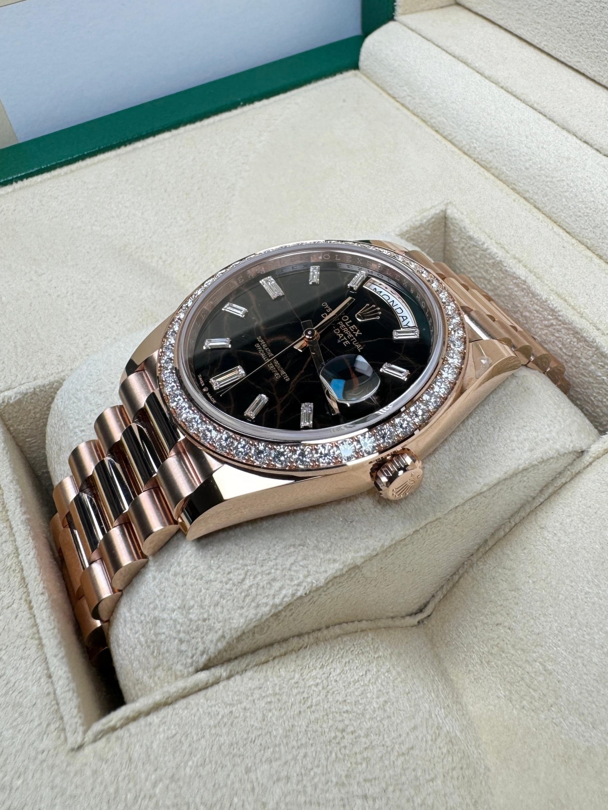 Rolex Day-Date 40mm Eisenkiesel / Diamonds Dial 228345rbr-0016 - Image 6