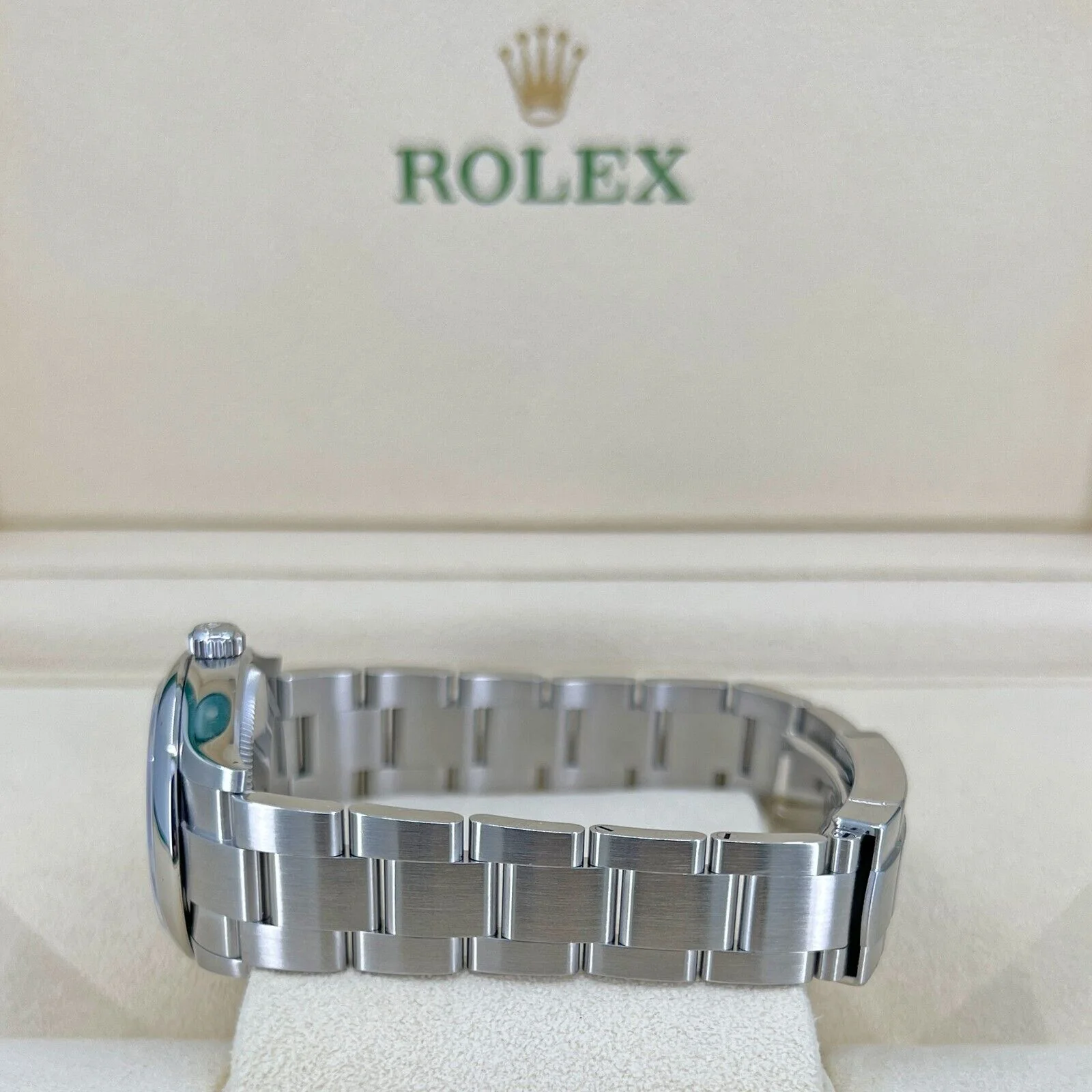 Rolex Oyster Perpetual 31mm 277200-0001 Silver Dial Oyster Bracelet Watch - Image 9