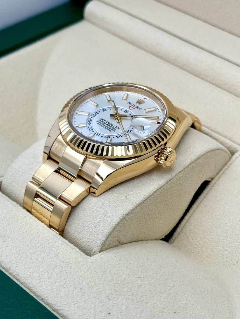 Rolex Sky-Dweller 42mm 336938-0003 Yellow Gold White Dial - Image 4