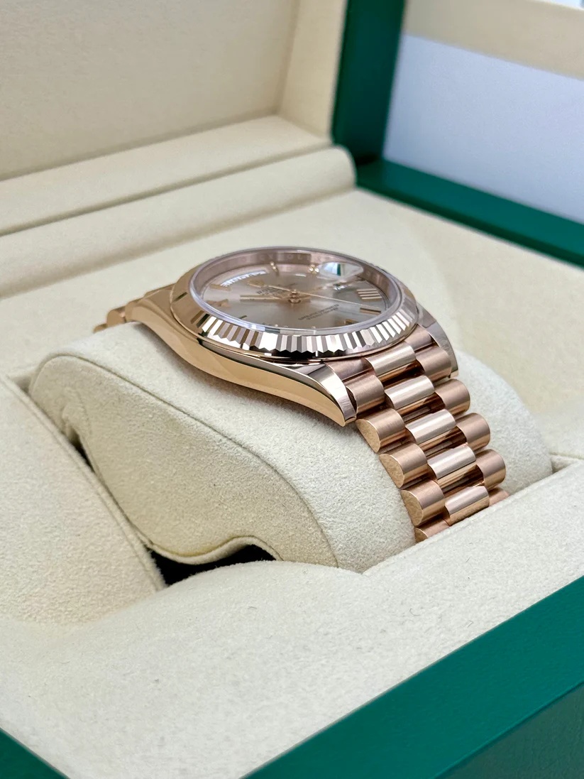Rolex Day-Date "President" 40mm Everose Gold Sundust Roman Dial - 228235 - Image 4