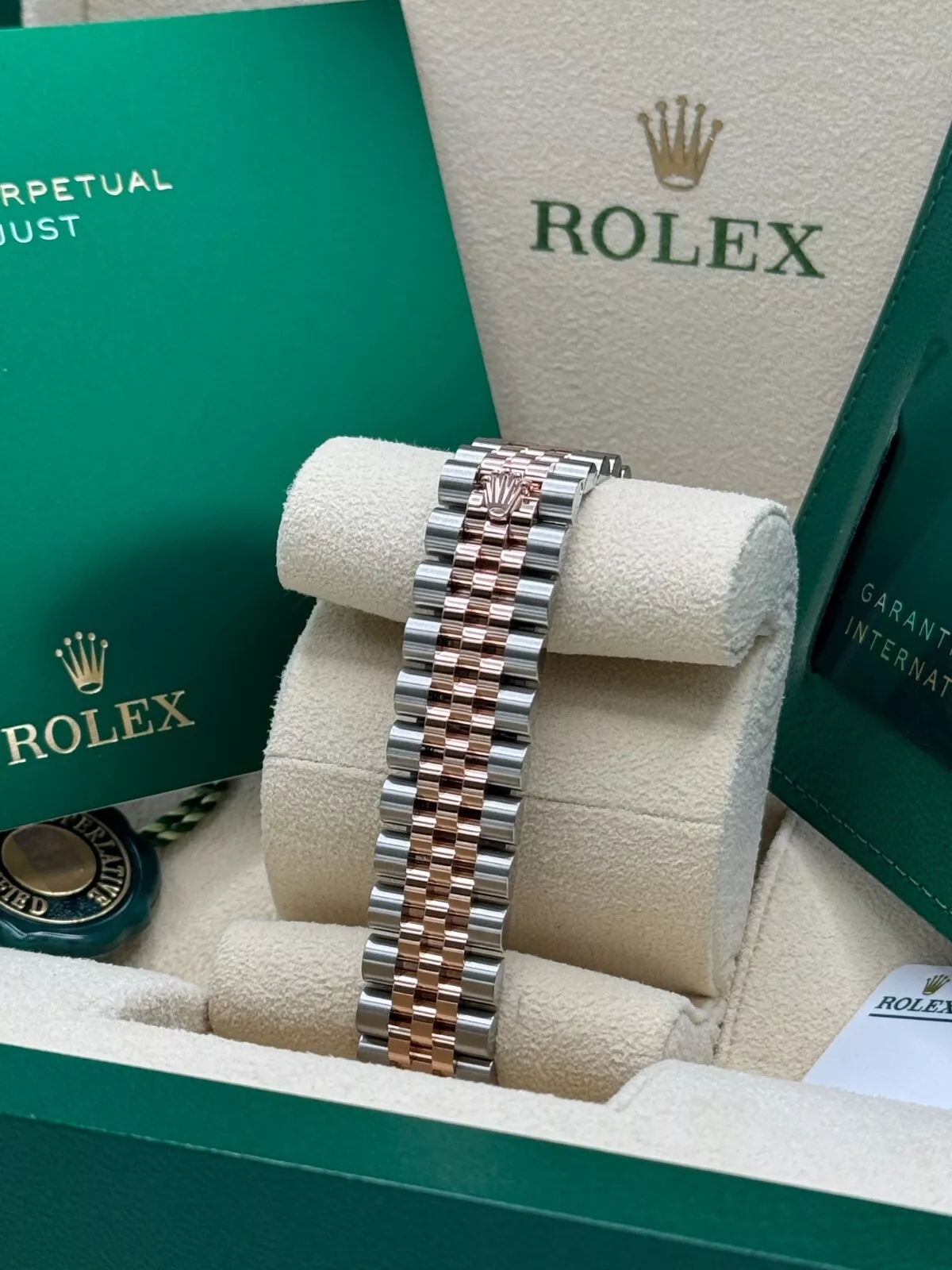 Rolex Lady-Datejust 28mm 279171 Chocolate Diamond Oyster Stainless Steel and Rose Gold - Image 6