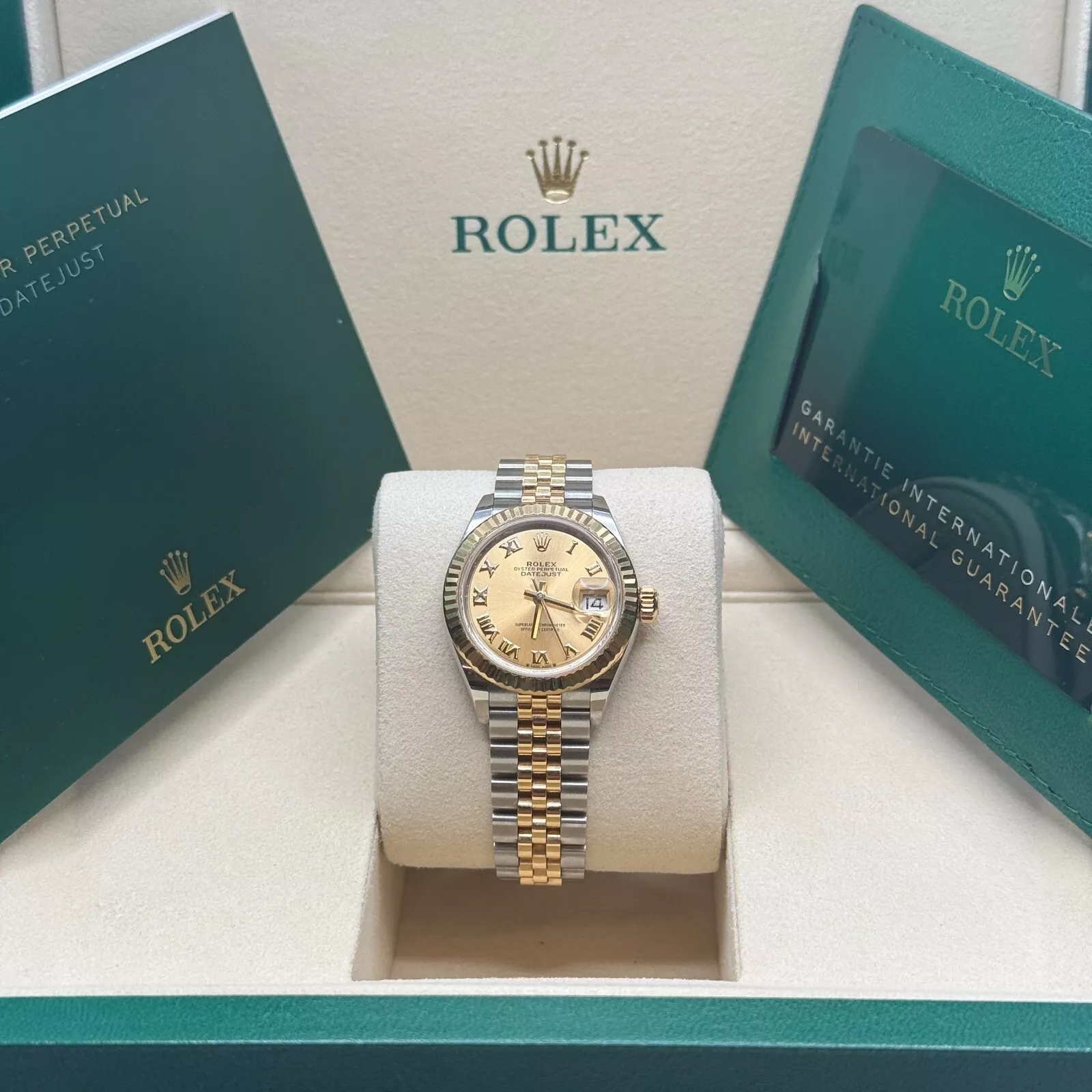 Rolex Lady-Datejust 28mm 279173 Champagne Roman Dial Oyster Bracelet - Image 3