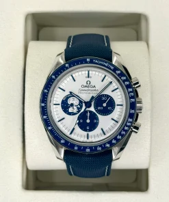 Alternative view of Omega Speedmaster '57 42mm Snoppy Anniversary Series 310.32.42.50.02.001 SILVER Snoopy AWARD MEN WATCH