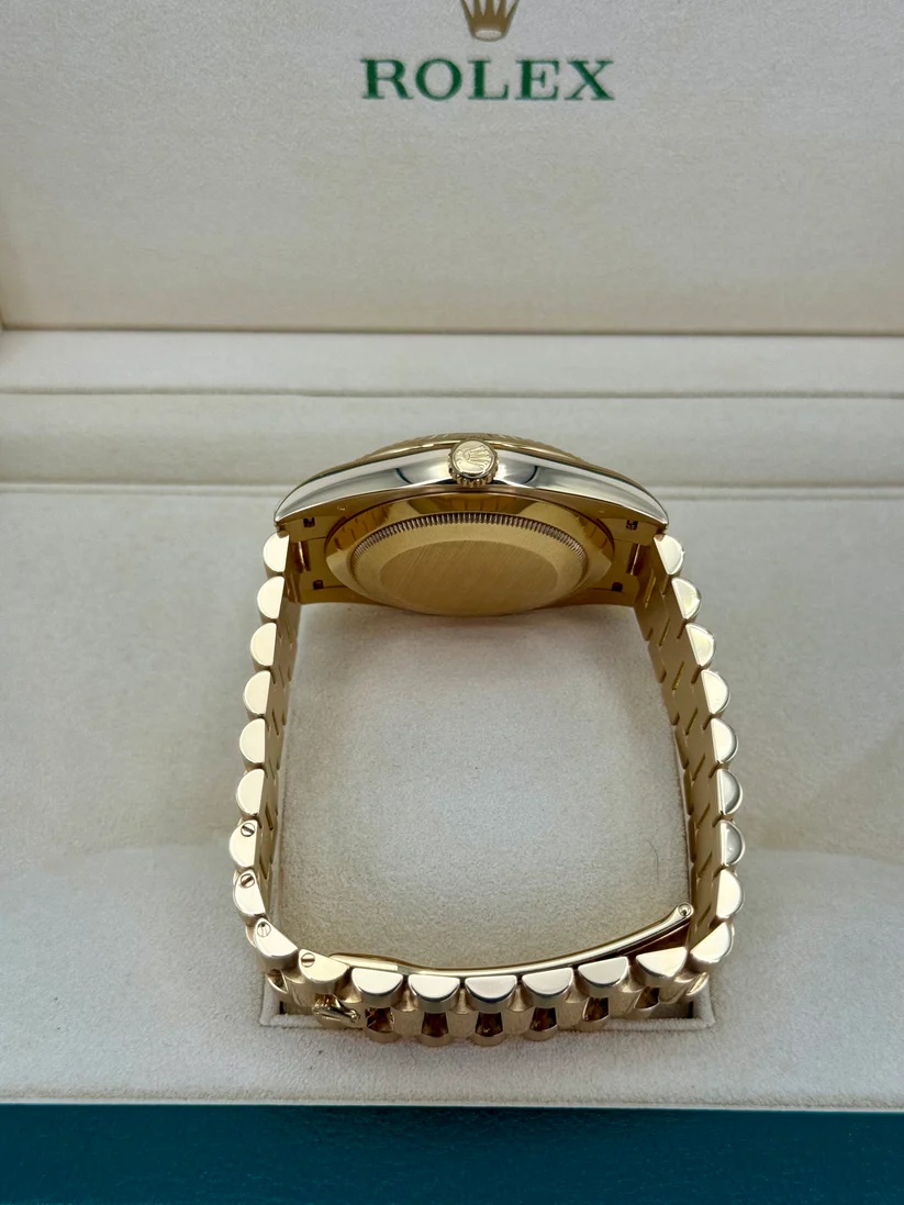 Rolex Day-Date "President" 40mm Yellow Gold White Roman Dial - 228238 - Image 7