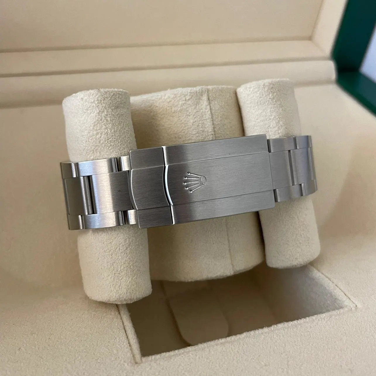 Rolex Oyster-Perpetual 124300-0007 41mm - Image 7