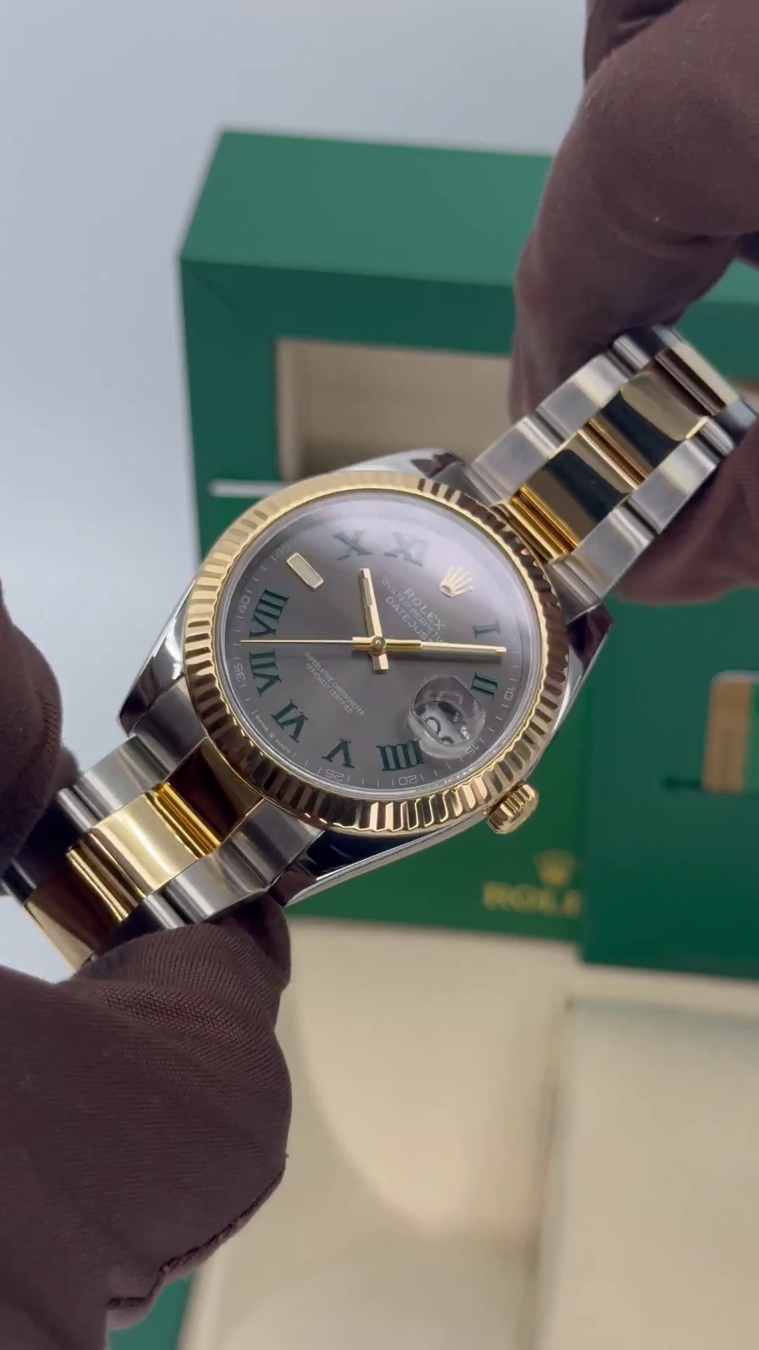 Rolex Datejust 41mm 126333 Two-Tone Yellow Gold Fluted Bezel "Wimbledon" Dial Oyster - Image 12