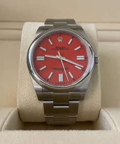 Alternative view of Rolex Oyster-Perpetual 124300-0007 41mm