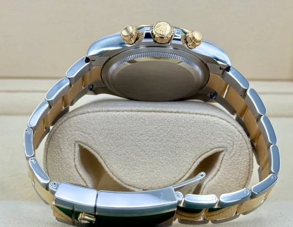 Rolex Cosmograph Daytona m126503-0004 40mm