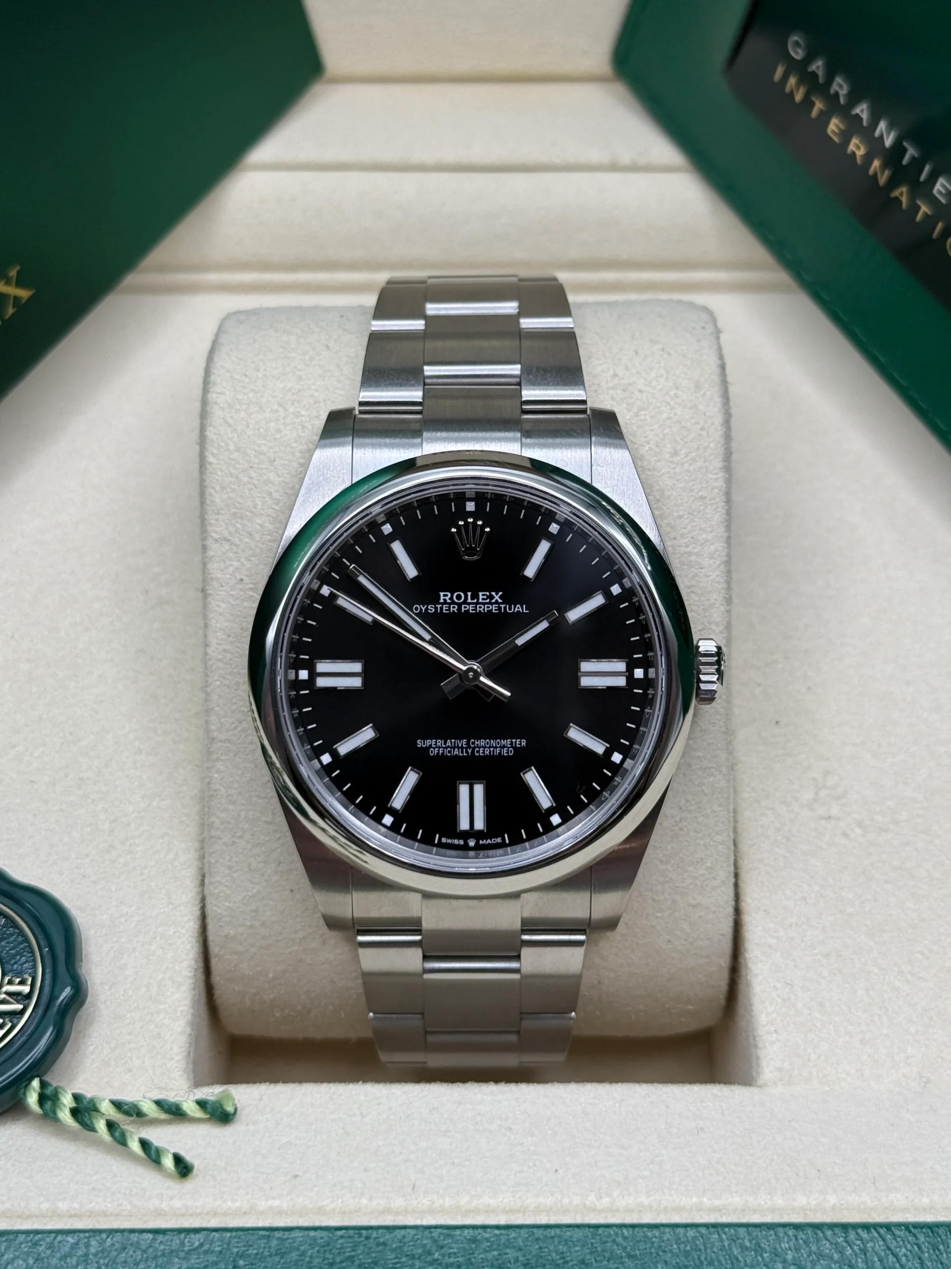 Rolex Oyster-Perpetual 41mm 124300-0002 Stainless Steel Black Index Dial Watch - Image 2