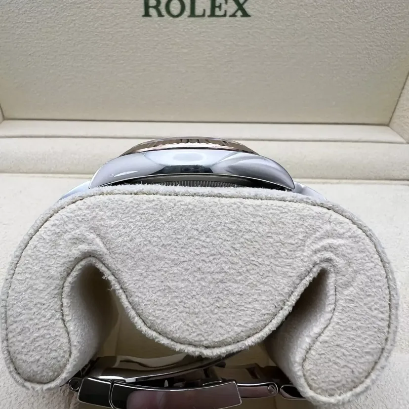 Rolex Datejust 36mm 126231 Rose Dial Oyster Bracelet - Image 13