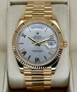 Alternative view of Rolex  Day-Date "President" 40mm Yellow Gold Silver Roman Dial - 228238