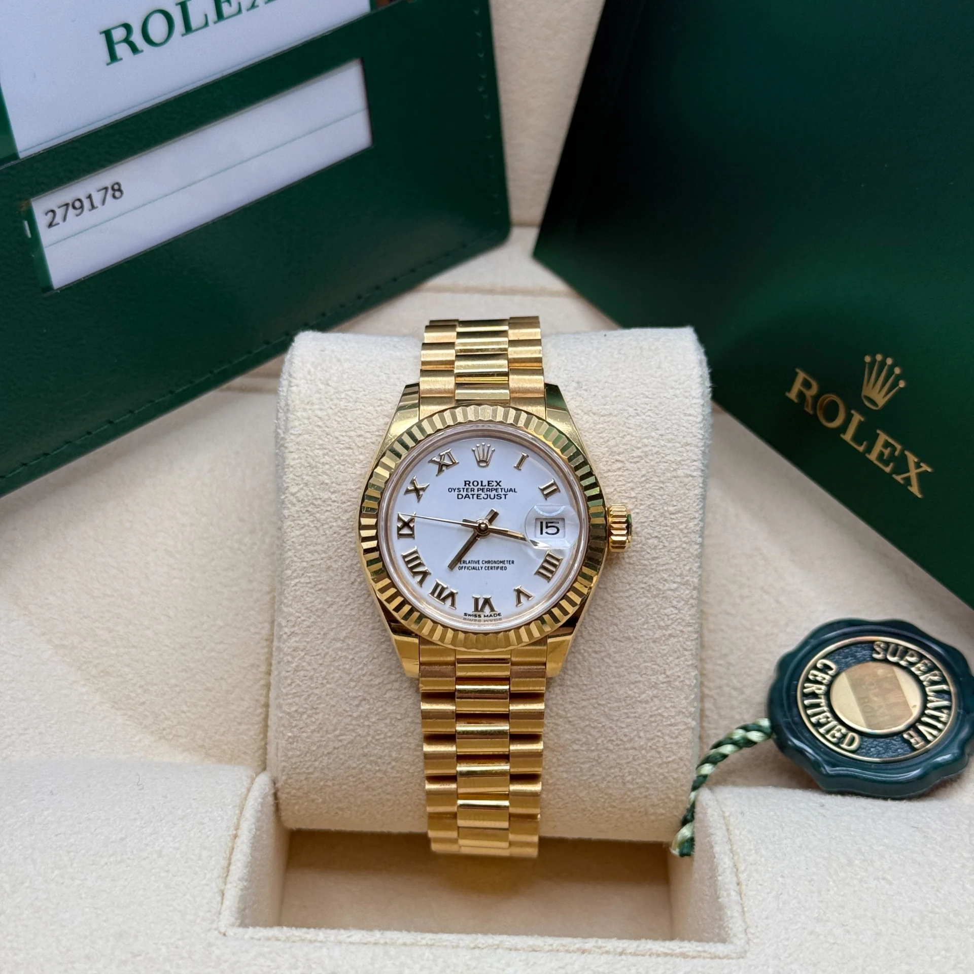 Rolex Lady-Datejust 28mm 279178 White Dial - Image 3