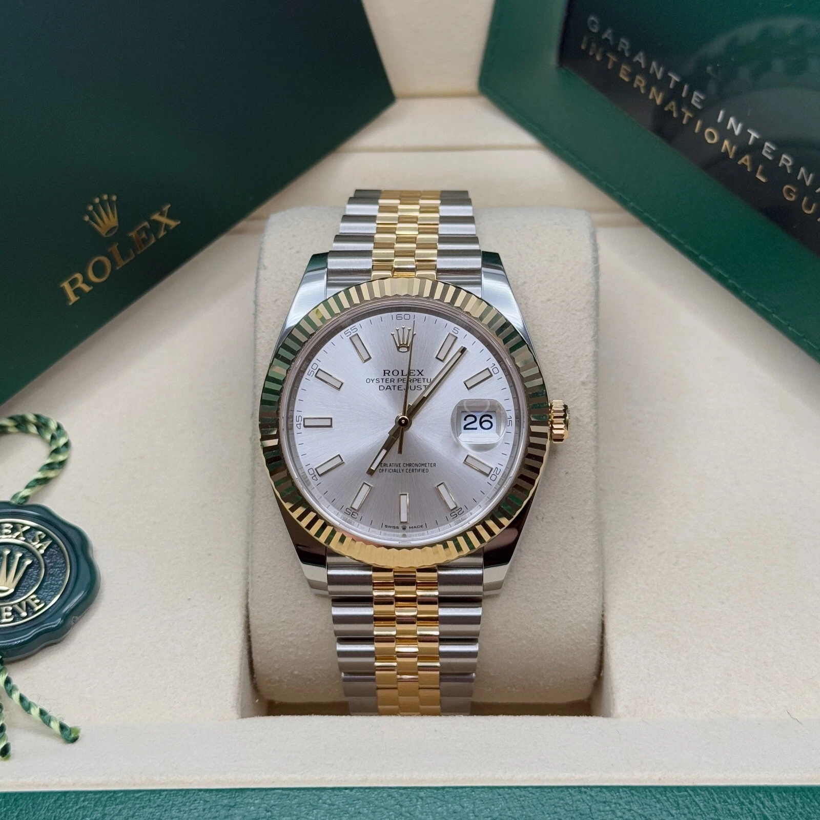 Rolex Datejust 41mm 126333 Silver Index Oyster Steel and Yellow Gold Mens Watch - Image 12