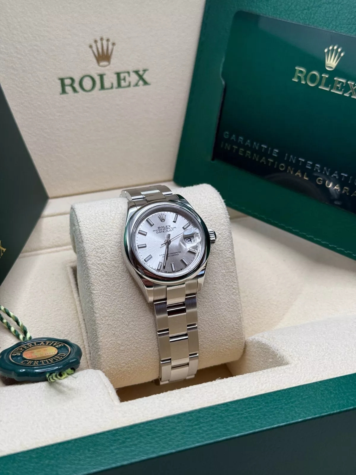 Rolex Lady-Datejust 28mm m279160 Oyster Perpetual Silver Dial Oyster Bracelet - Image 4