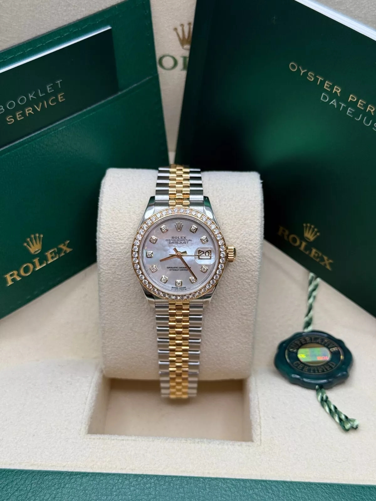 Rolex Lady-Datejust 28mm 279383RBR Mother-of-Pearl Dial Yellow Rolesor Oyster Bracelet - Image 9