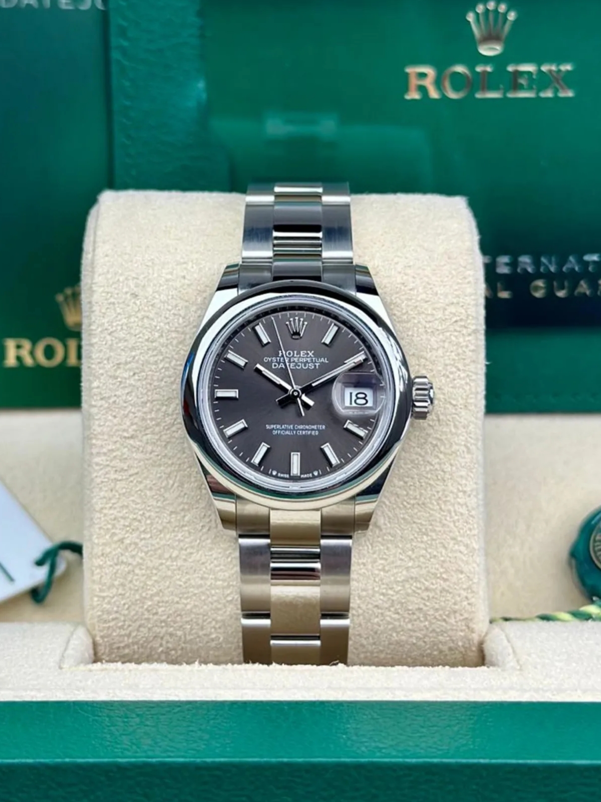 Rolex Oyster Perpetual 28mm 276200-0010 Black Dial Oyster Bracelet Watch - Image 2