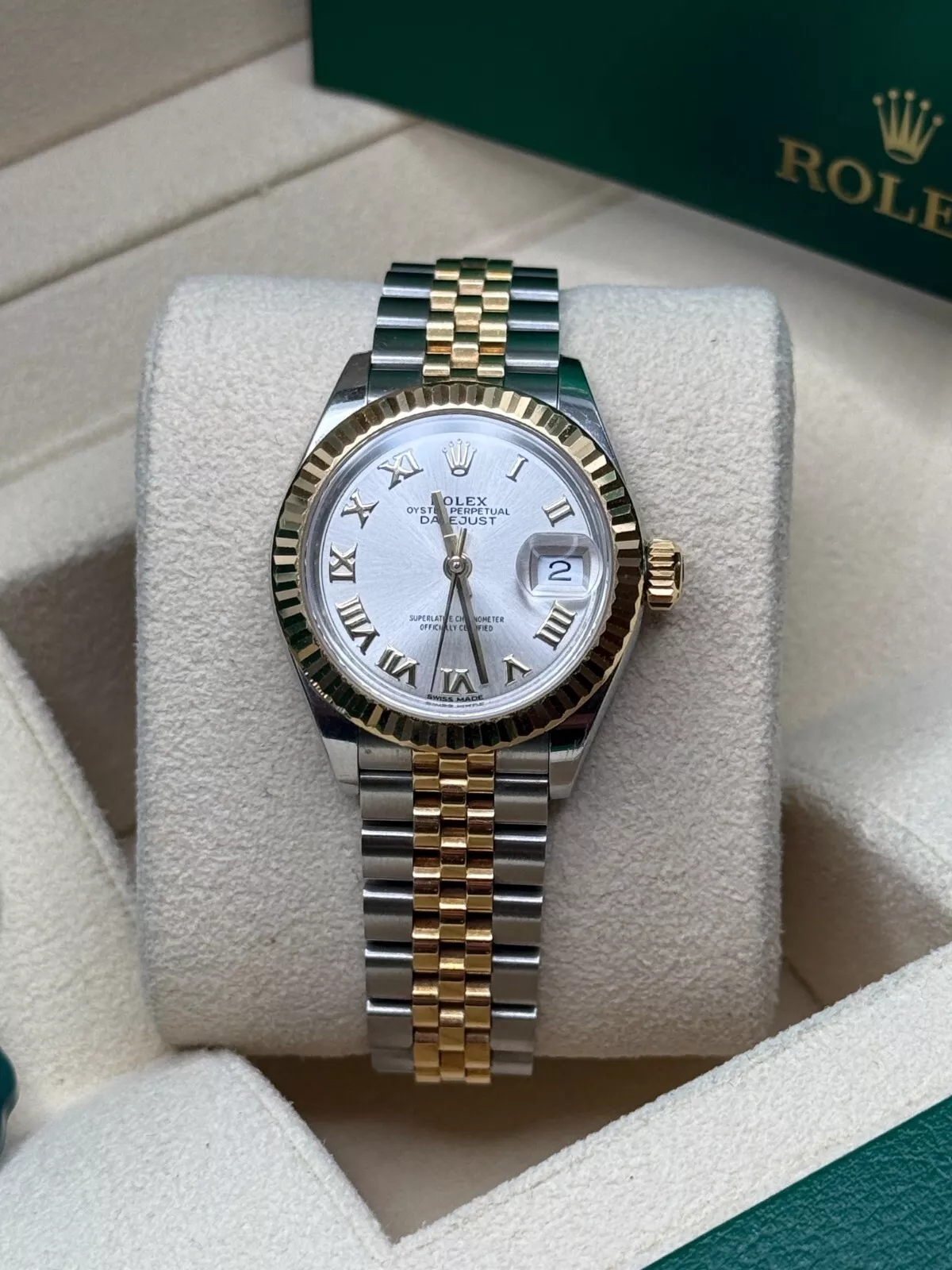 Rolex Lady-Datejust 28mm 279173 Silver Roman Dial Oyster Bracelet - Image 8