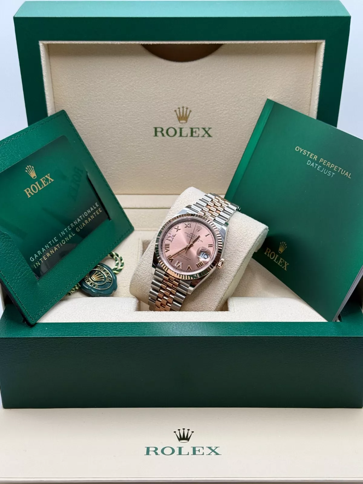 Rolex Datejust 36mm 126231 Rose Dial Oyster Bracelet - Image 10