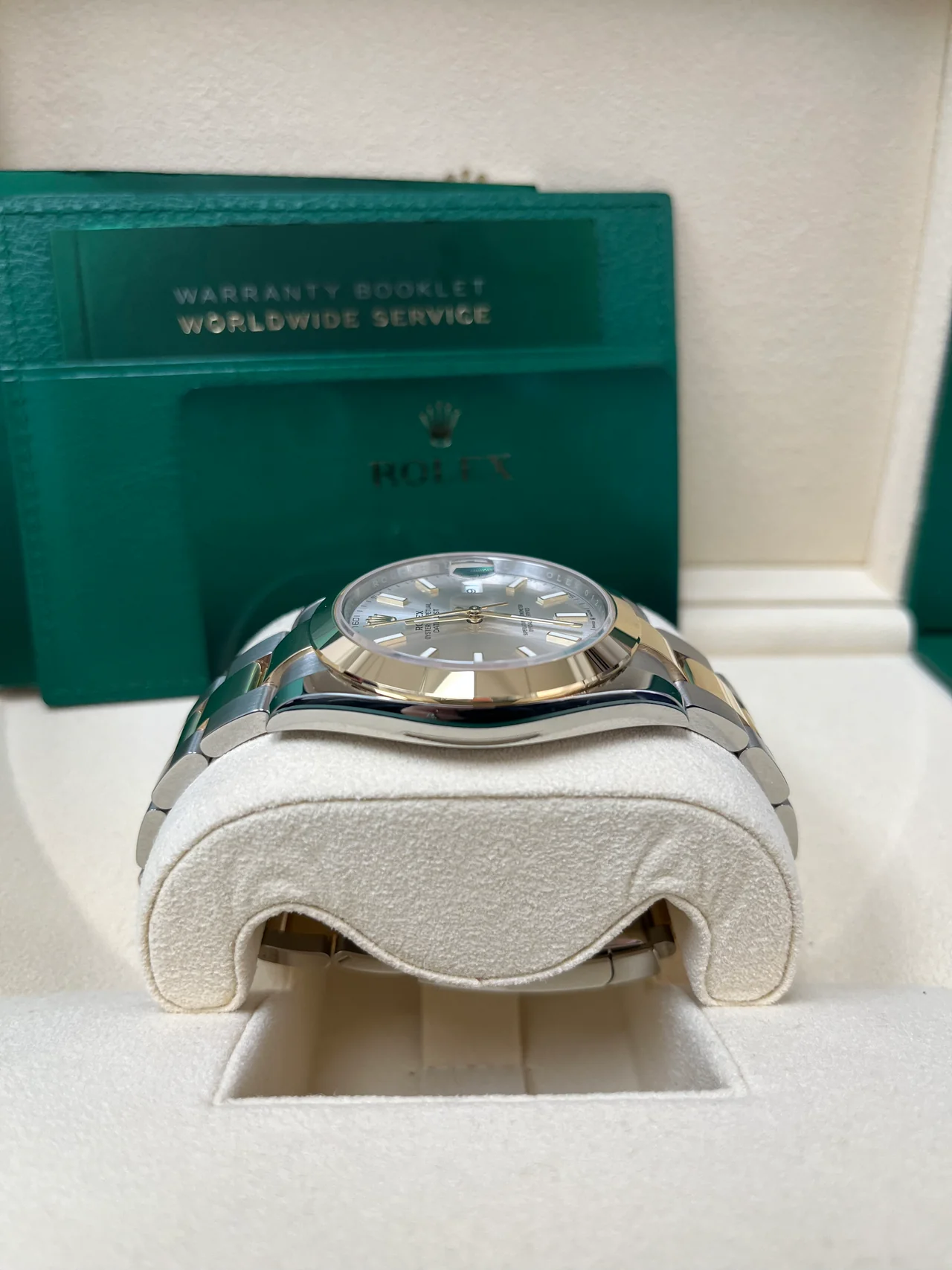 Rolex Datejust 41mm 126303 Silver Index Oyster Steel and Yellow Gold Mens Watch - Image 5