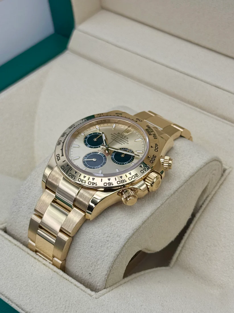 Rolex Cosmograph Daytona m126508-0006 40mm - Image 4