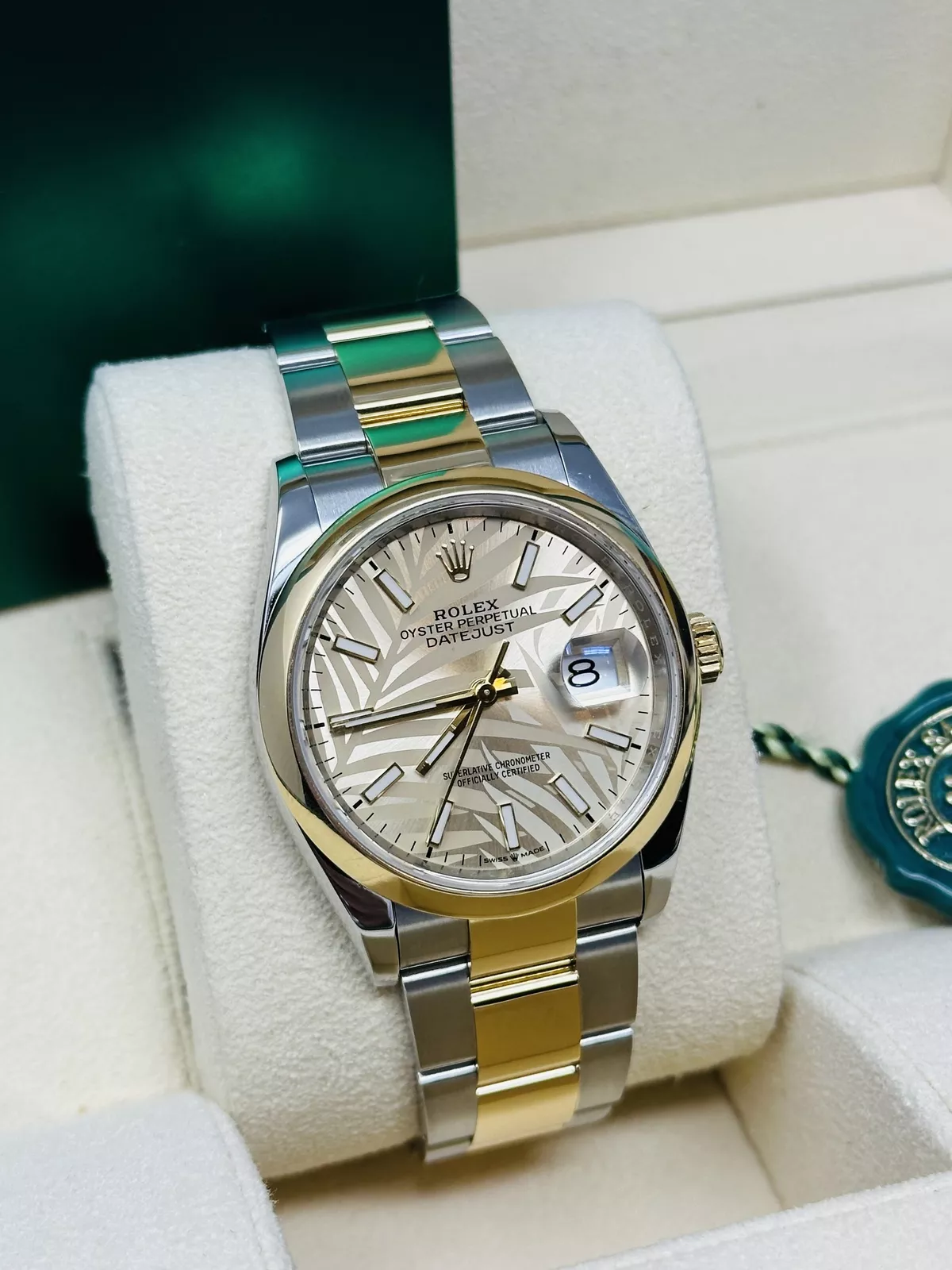 Rolex Datejust 36mm 126203 Golden Dial Domed Bezel Oyster Bracelet - Image 4