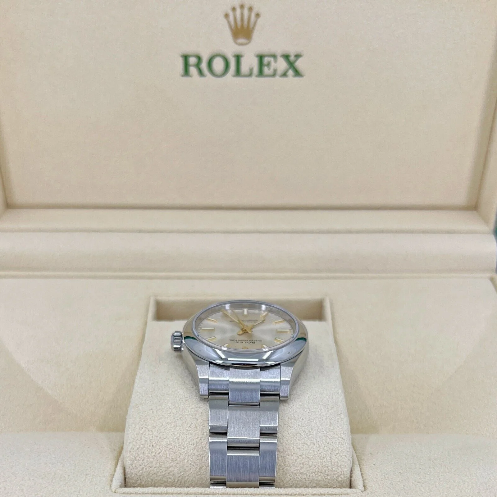 Rolex Oyster Perpetual 31mm 277200-0001 Silver Dial Oyster Bracelet Watch - Image 6