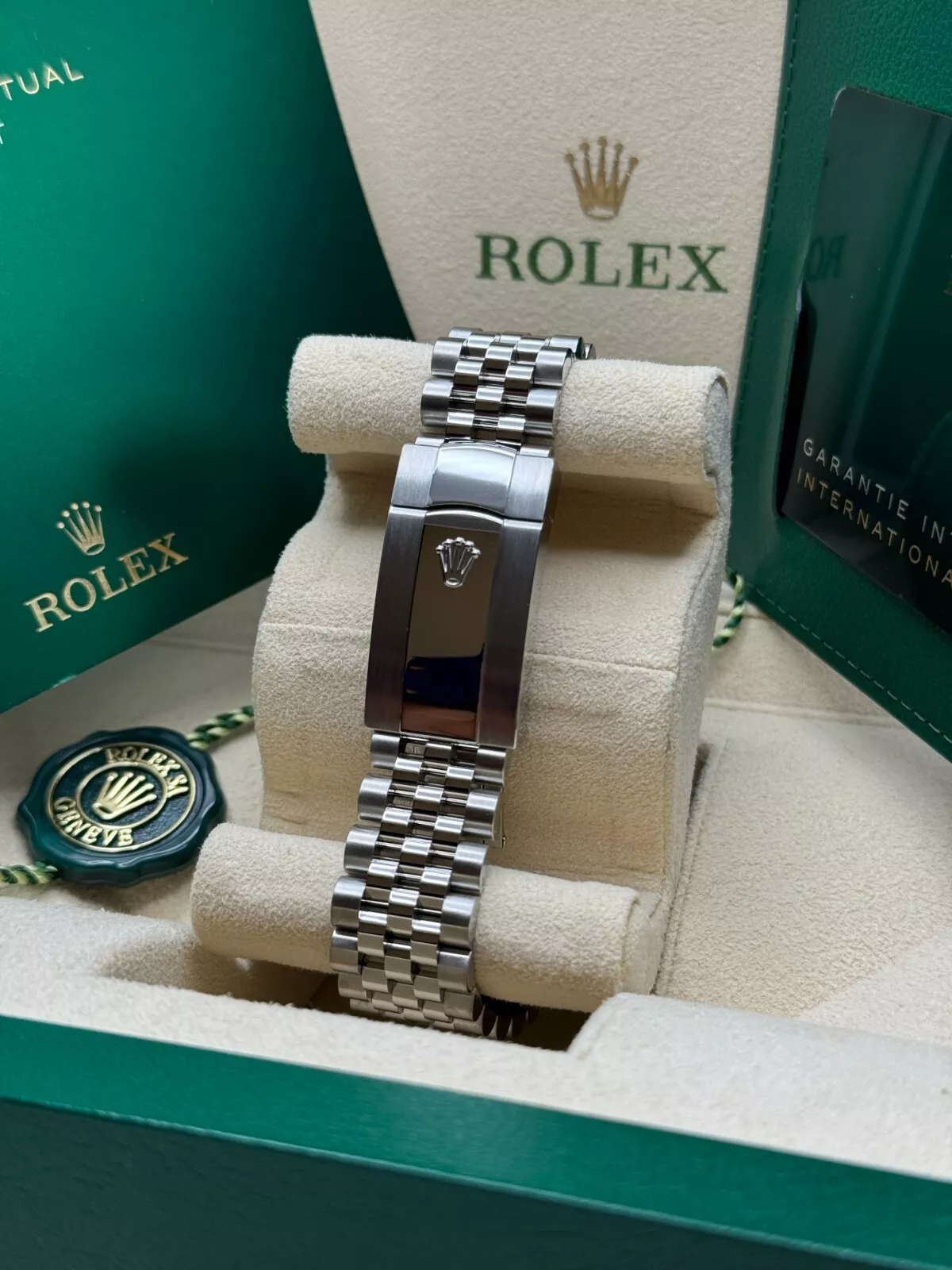 Rolex Datejust 36mm 126284 Blue Jubilee Diamond Dial & Diamond Bezel, Stainless Steel Oyster Bracelet Watch - Image 7