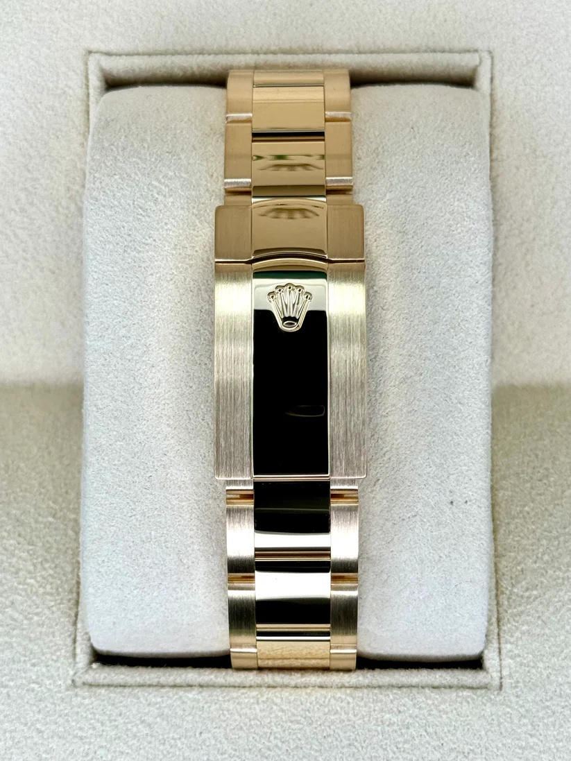 Rolex Sky-Dweller 42mm 336938-0003 Yellow Gold White Dial - Image 6