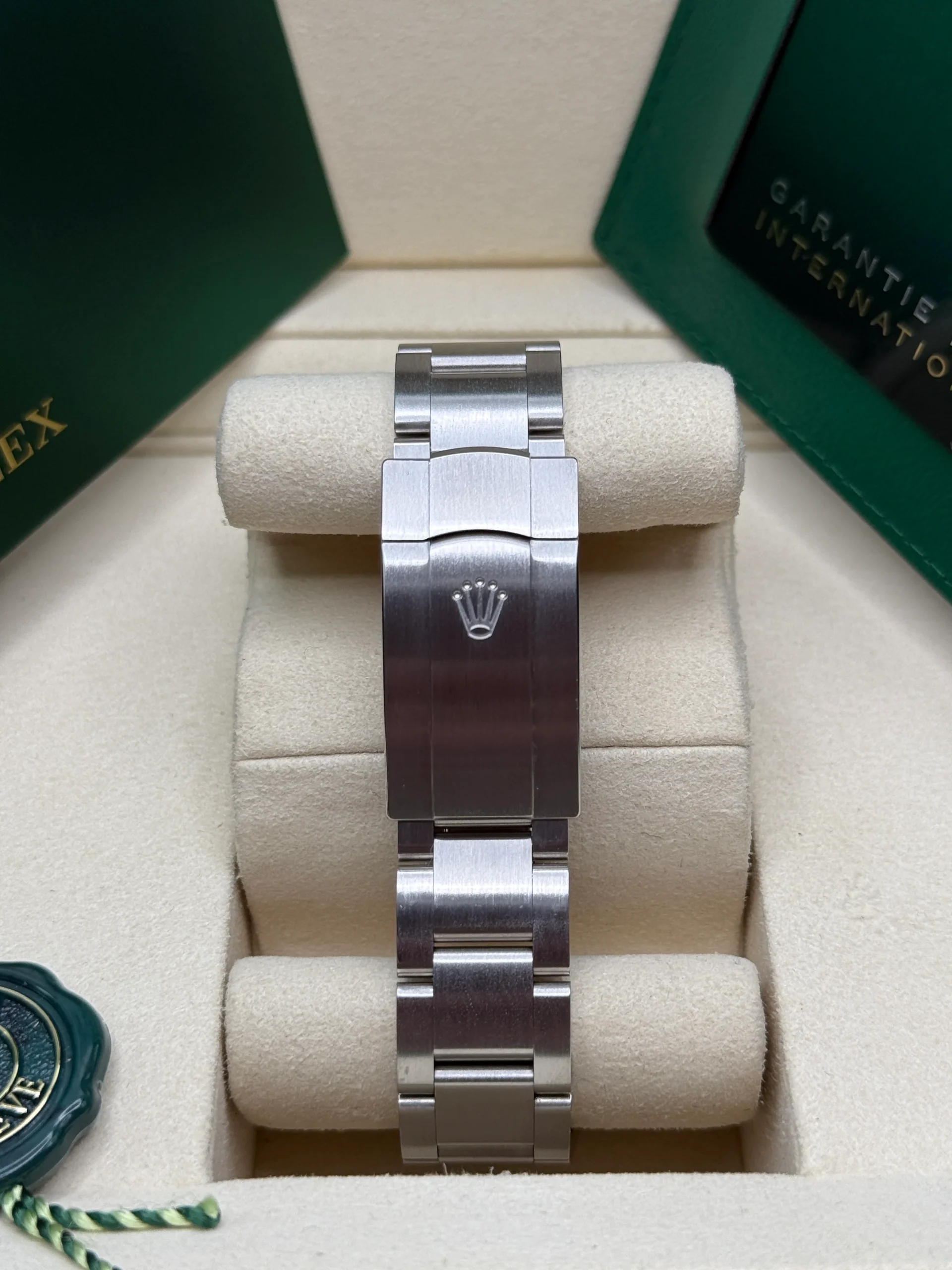 Rolex Oyster-Perpetual 41mm 124300-0002 Stainless Steel Black Index Dial Watch - Image 8