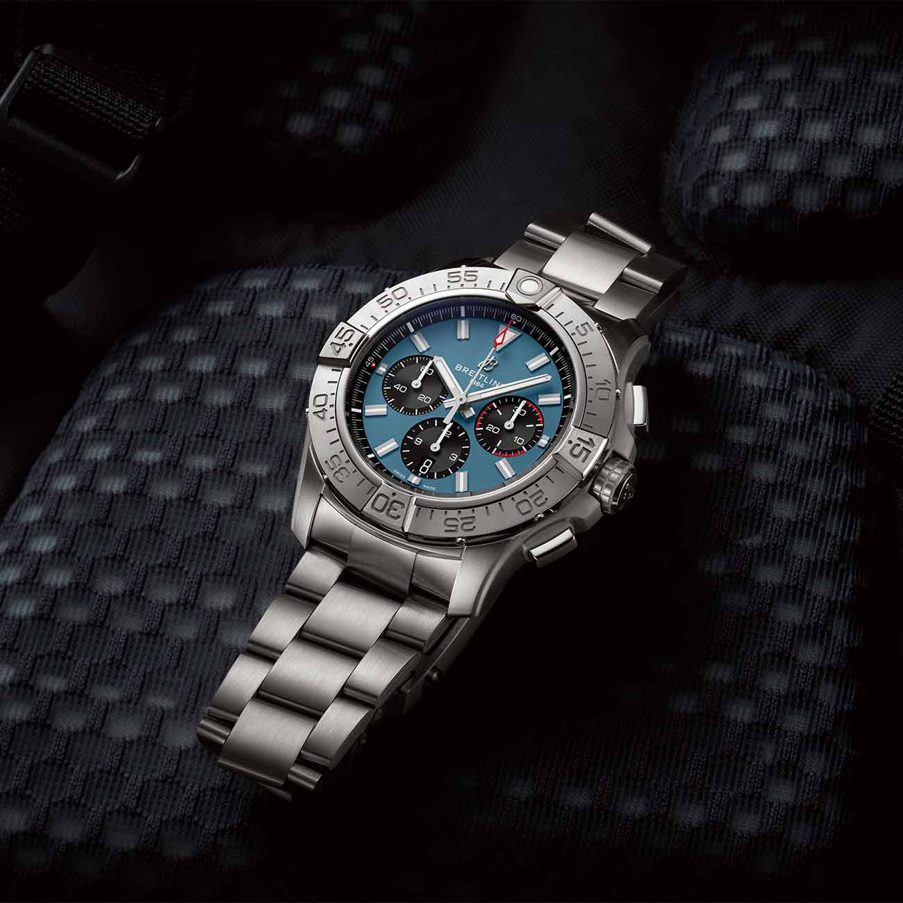 Breitling Super Avenger B01 Chrono 46MM EB0148101C1E1 - Image 5