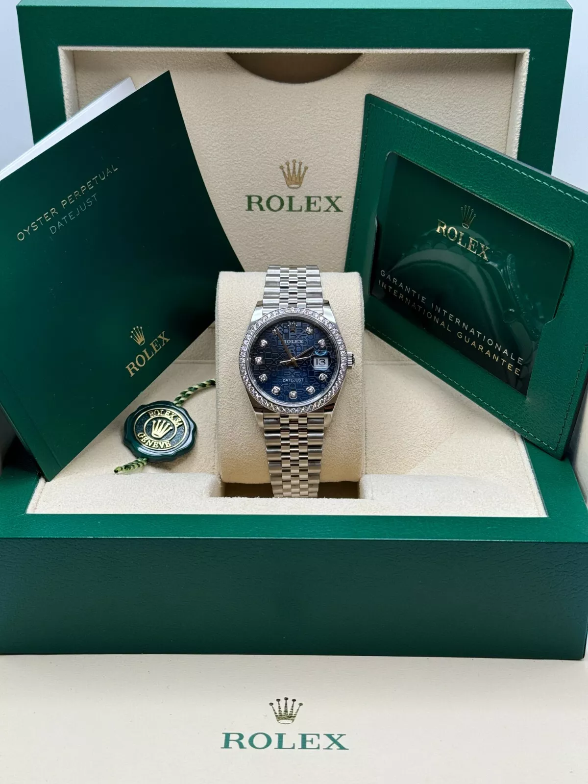 Rolex Datejust 36mm 126284 Blue Jubilee Diamond Dial & Diamond Bezel, Stainless Steel Oyster Bracelet Watch - Image 11