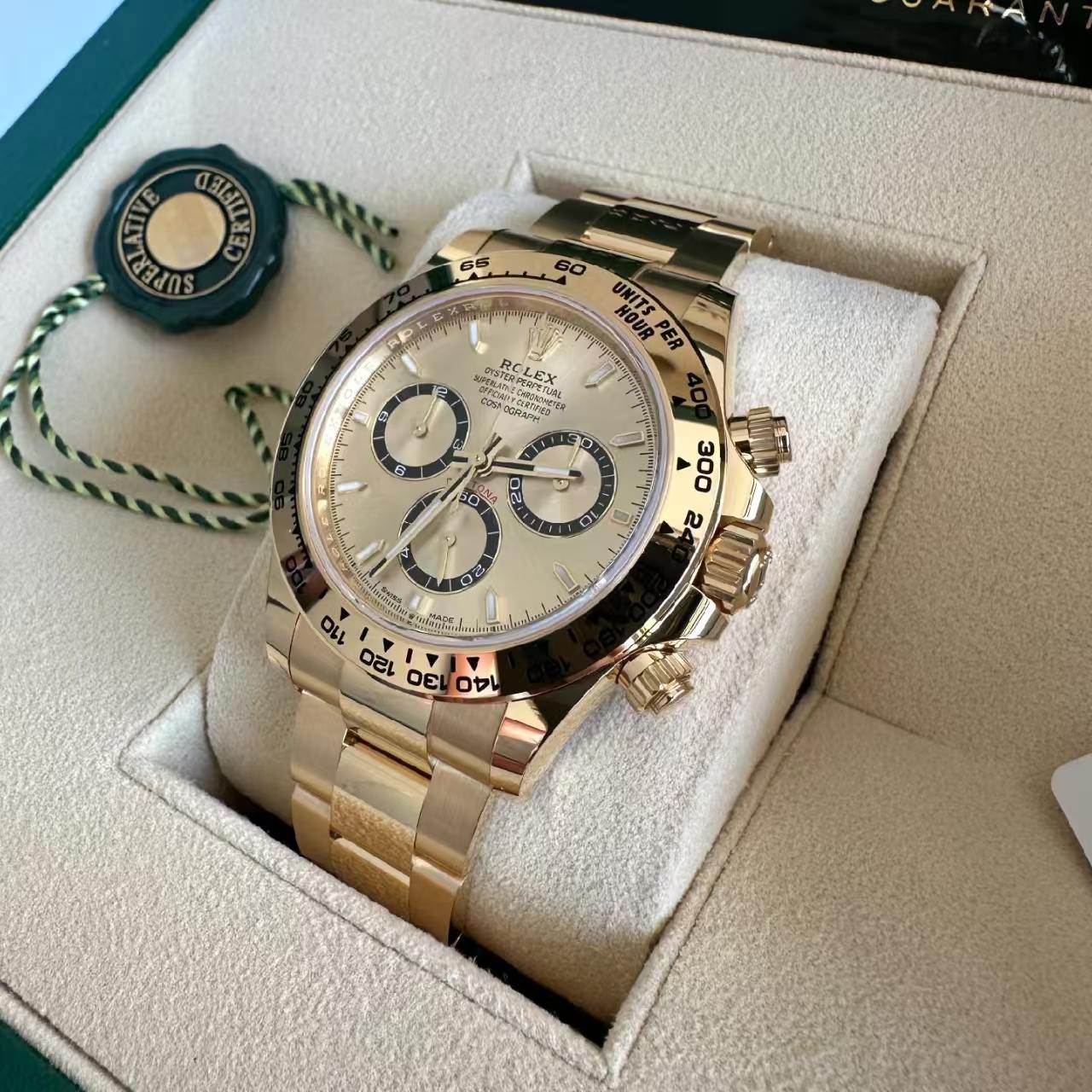 Rolex Cosmograph Daytona m126508-0005 40mm - Image 4