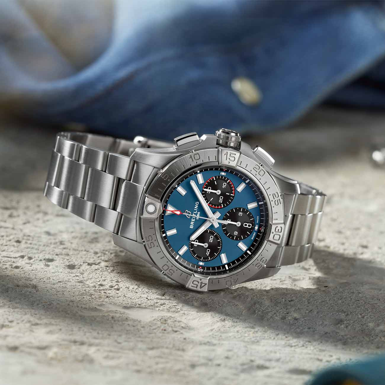 Breitling Super Avenger B01 Chrono 46MM EB0148101C1E1 - Image 4