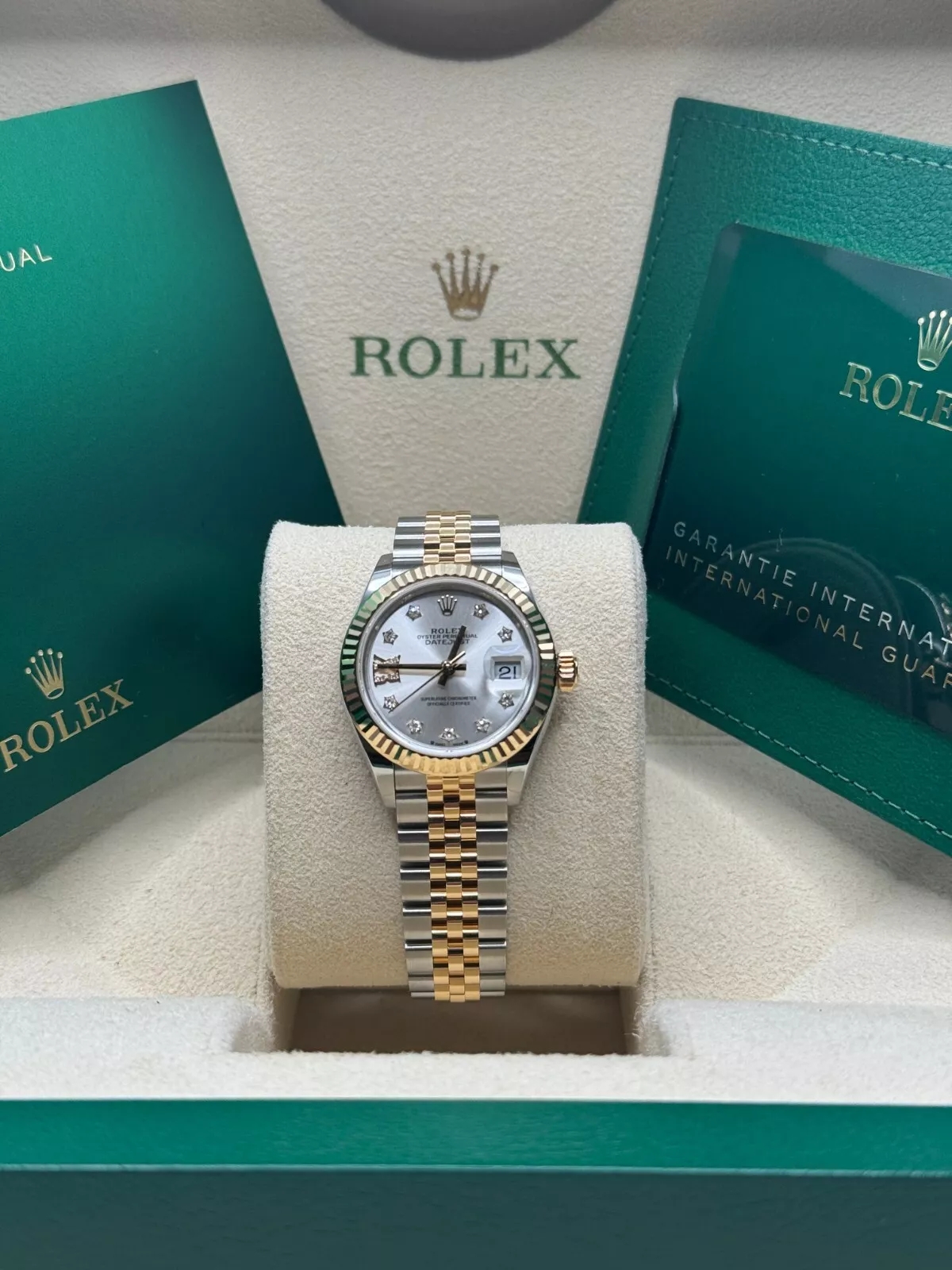 Rolex Lady-Datejust 28mm 279173 Silver Diamond Dial Oyster Bracelet - Image 9