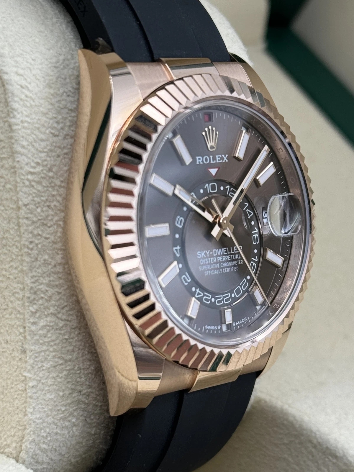 Rolex Sky-Dweller 42mm Rose Gold Chocolate Dial Oysterflex - 336235 - Image 3