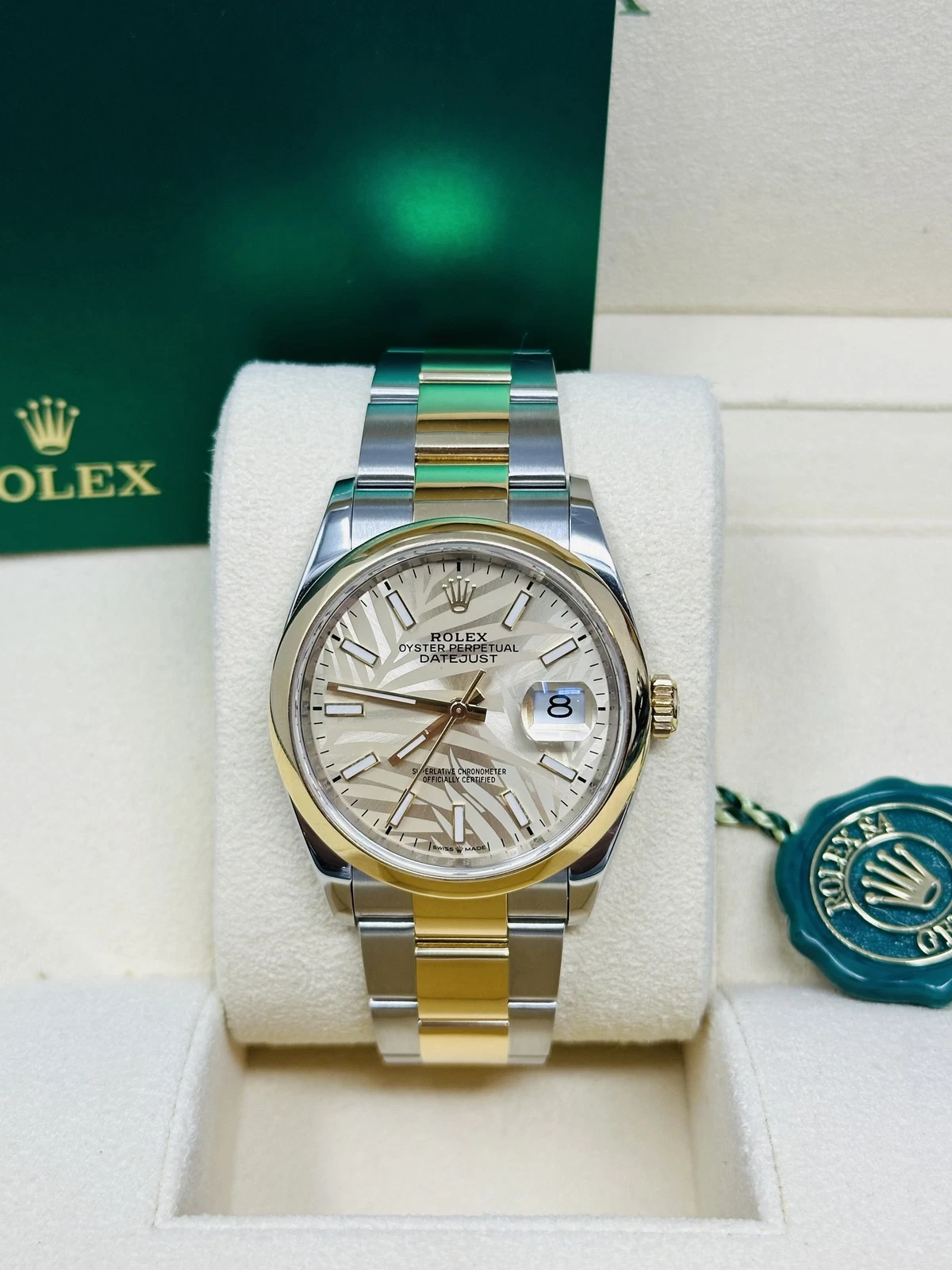 Rolex Datejust 36mm 126203 Golden Dial Domed Bezel Oyster Bracelet - Image 3