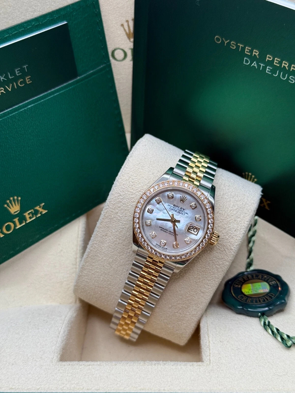 Rolex Lady-Datejust 28mm 279383RBR Mother-of-Pearl Dial Yellow Rolesor Oyster Bracelet - Image 12