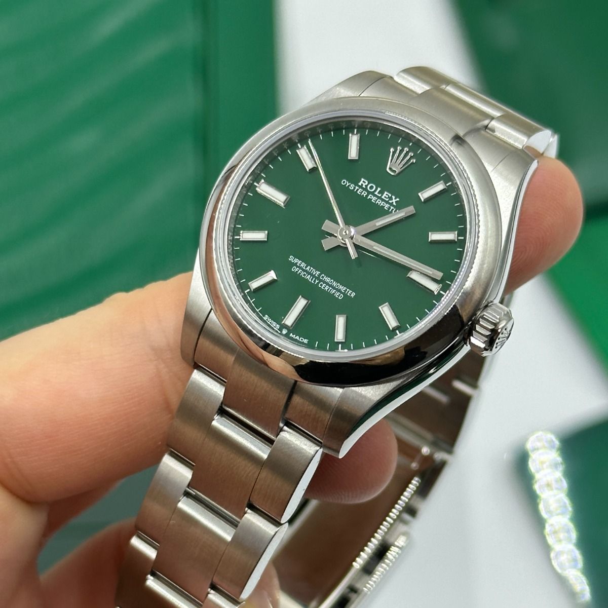 Rolex Oyster Perpetual 31mm 277200-0006 Green Dial Oyster Bracelet Watch - Image 10