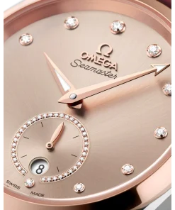 Alternative view of Omega Seamaster Aqua Terra 150M 38 mm Linen Dial Stainless Steel and  Sedna™ 18k Rose Gold Strap 220.23.38.20.59.001