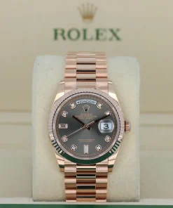 Alternative view of Rolex  Day-Date M128235-0050 36mm