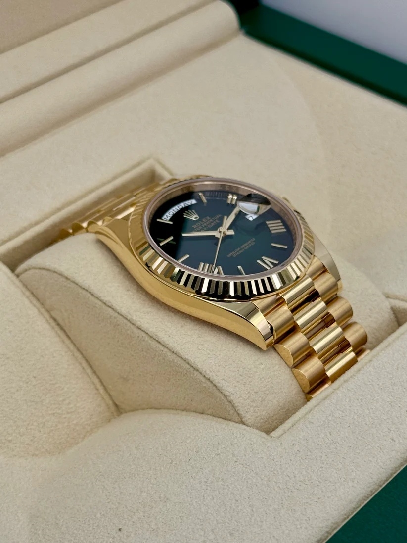 Rolex Yellow Gold President Day Date 40mm Green Roman Ombre Dial - 228238 - Image 3