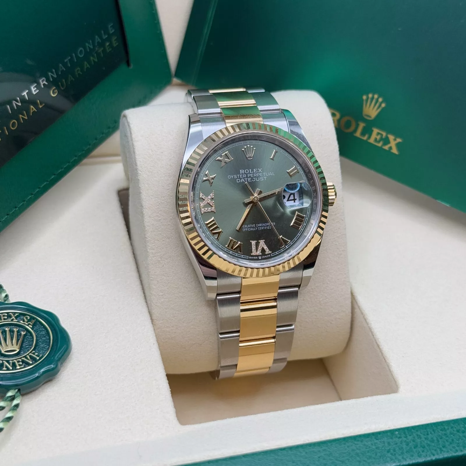 Rolex Datejust 36mm 126233 Olive-green Roman Diamond Dial Two-Tone Jubilee Bracelet - Image 10