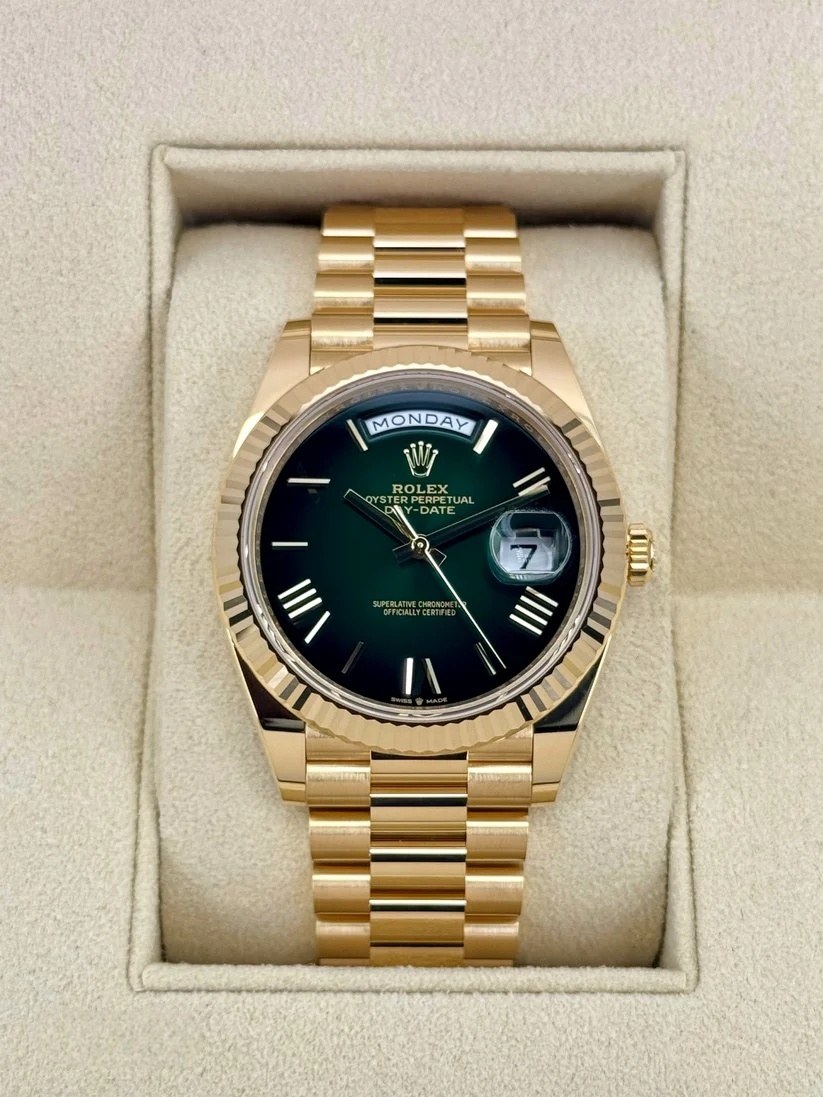Rolex Yellow Gold President Day Date 40mm Green Roman Ombre Dial - 228238 - Image 2