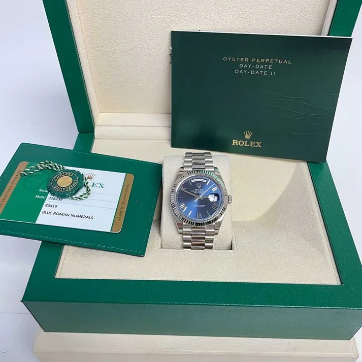 Rolex Day-Date "President" 40mm Blue Roman Dial 228236-0007 - Image 10