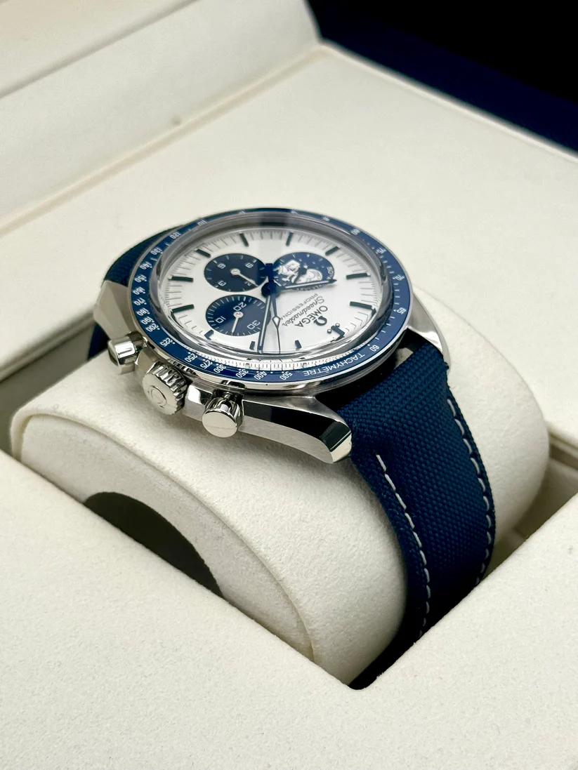 Omega Speedmaster '57 42mm Snoppy Anniversary Series 310.32.42.50.02.001 SILVER Snoopy AWARD MEN WATCH - Image 4