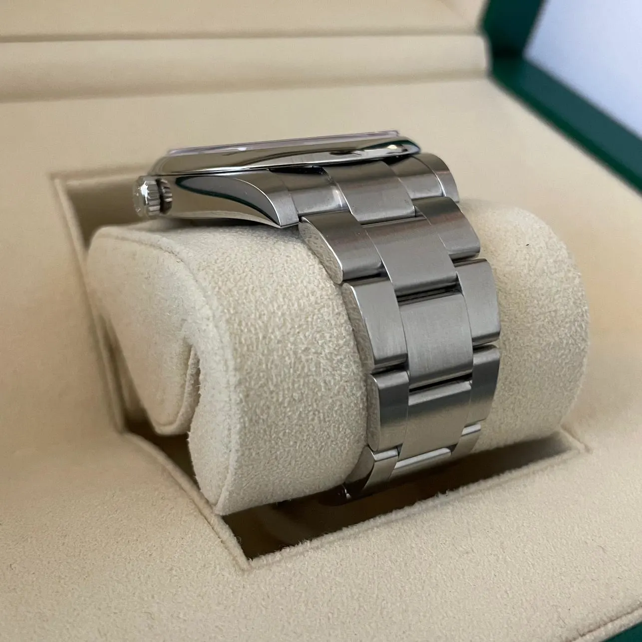 Rolex Oyster-Perpetual 124300-0007 41mm - Image 6