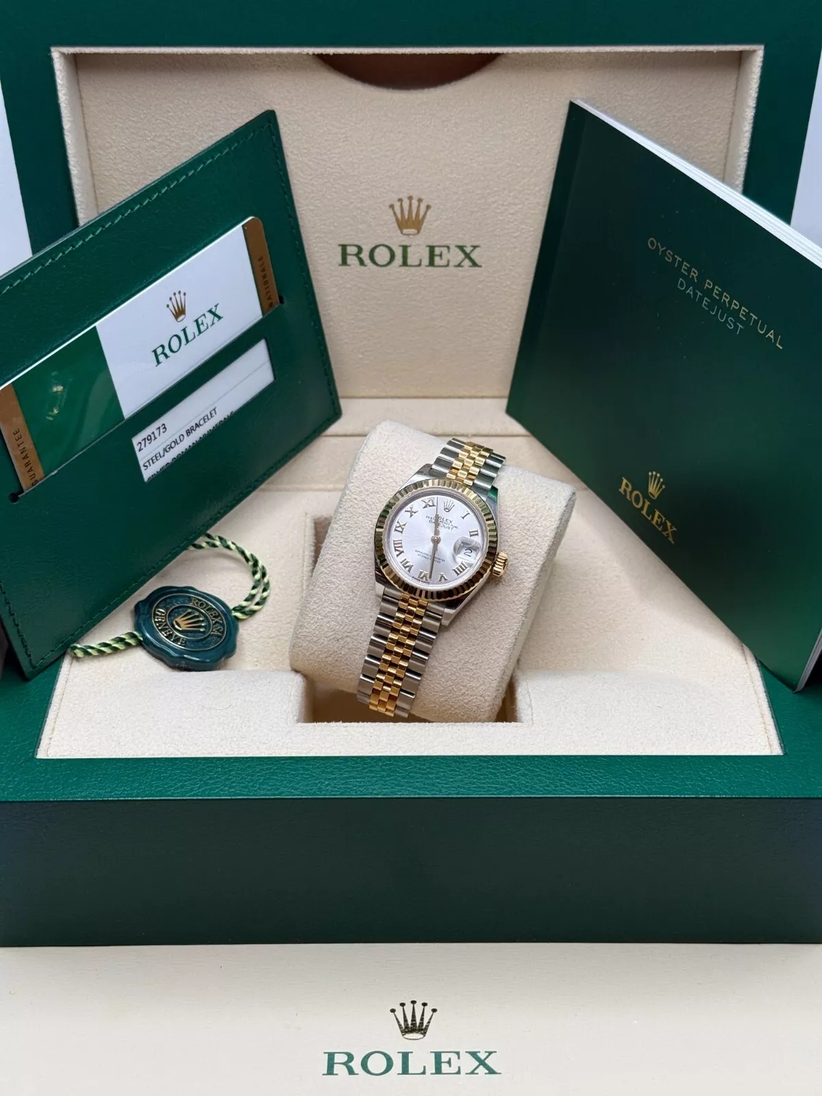 Rolex Lady-Datejust 28mm 279173 Silver Roman Dial Oyster Bracelet - Image 10