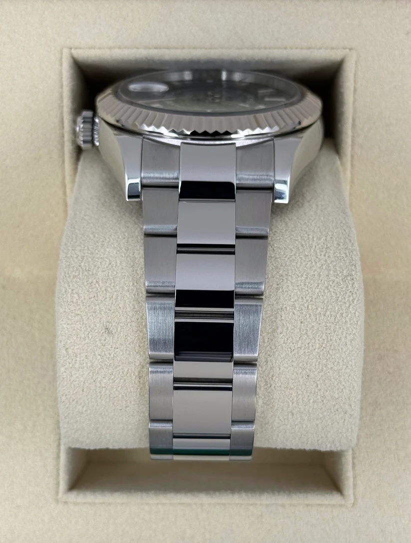 Rolex Sky-Dweller 42mm 336934-0001 Stainless Steel Green Dial Oyster - Image 5